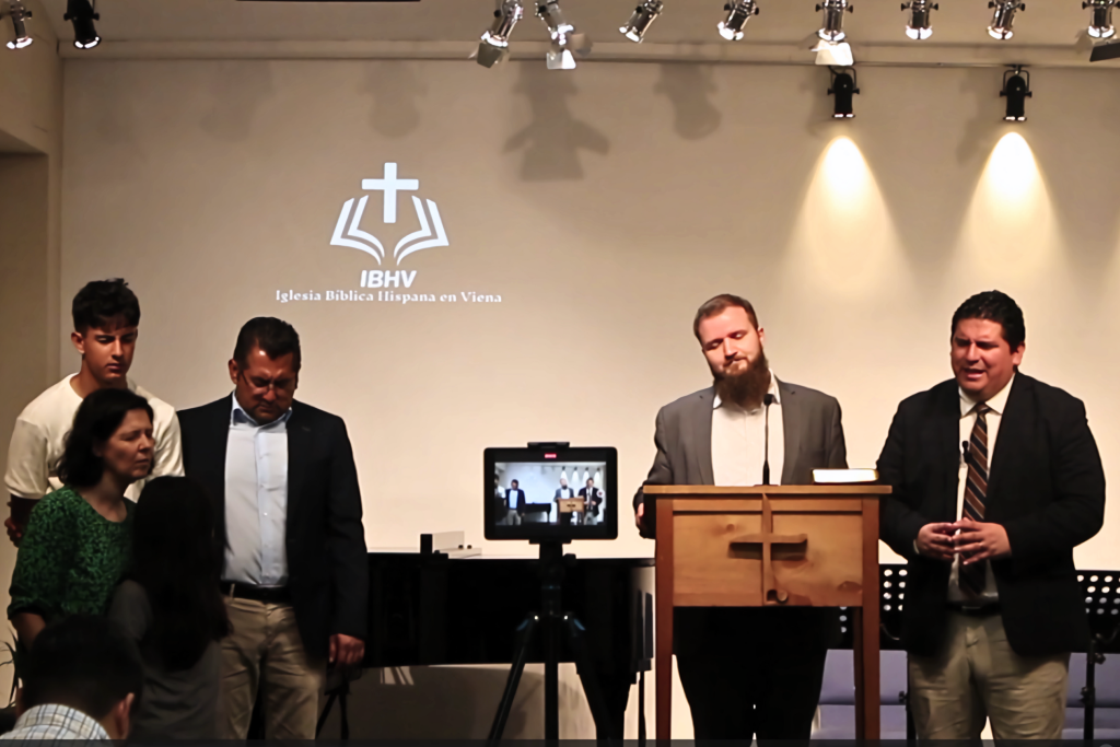oración iglesia latina